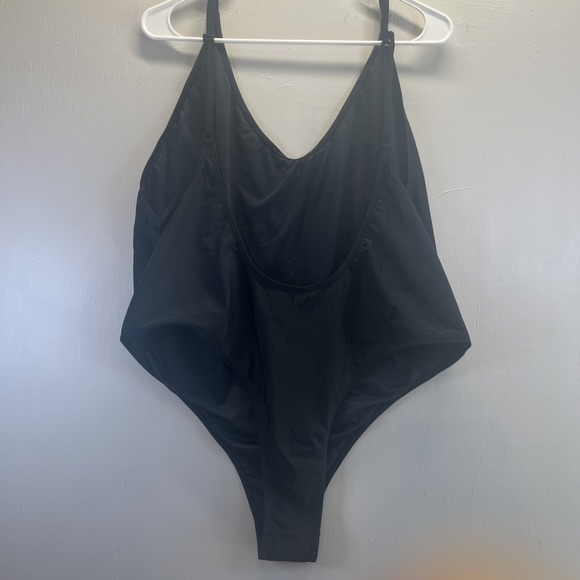 NWT Fabletics Low‎ Back One Piece Black Swimsuit 4X (22-24) - Picture 3 of 11
